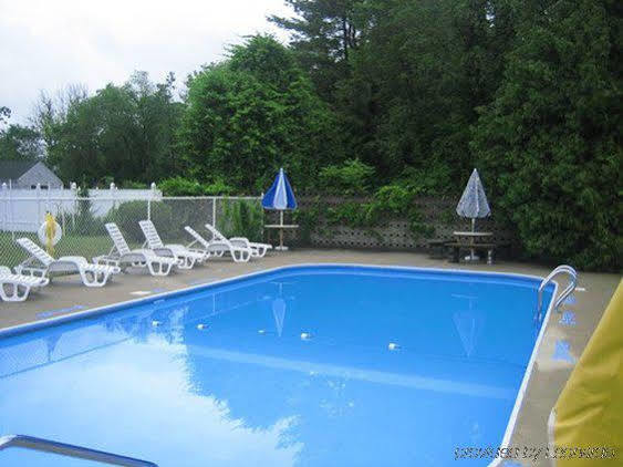 Blue Sky Inn Glens Falls-Saratoga-Lake George Exterior foto